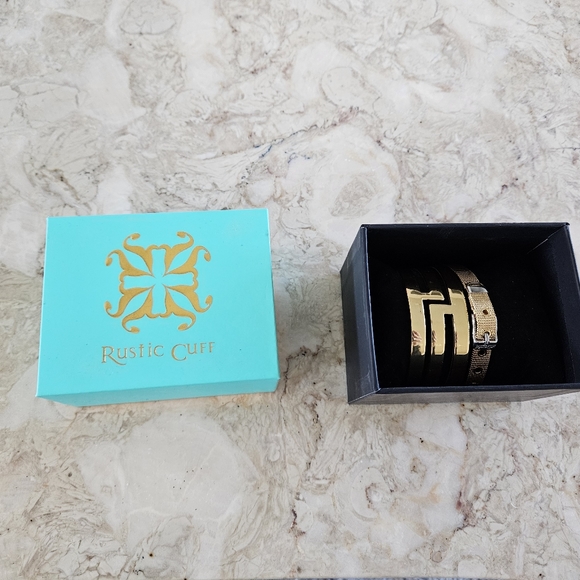 Retired Rustic Cuff - Picture 2 of 3